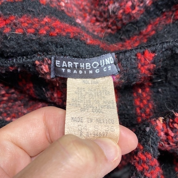 Earthbound Mexican Baja Red Black Hooded Sweatshirt Poncho Men's Small - Picture 3 of 5